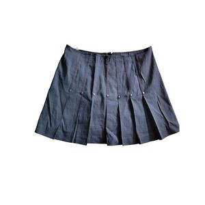 Elie Tahari Black Pleated front Aline skirt